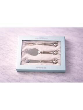 Grace’s Teaware 1980s Silverplate Serving Set Fork Server & Spreader, 5.5”
